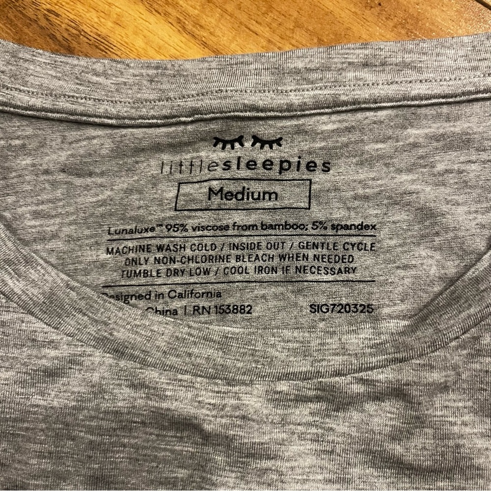 Little Sleepies Gray T-Shirt - Picture 4 of 5